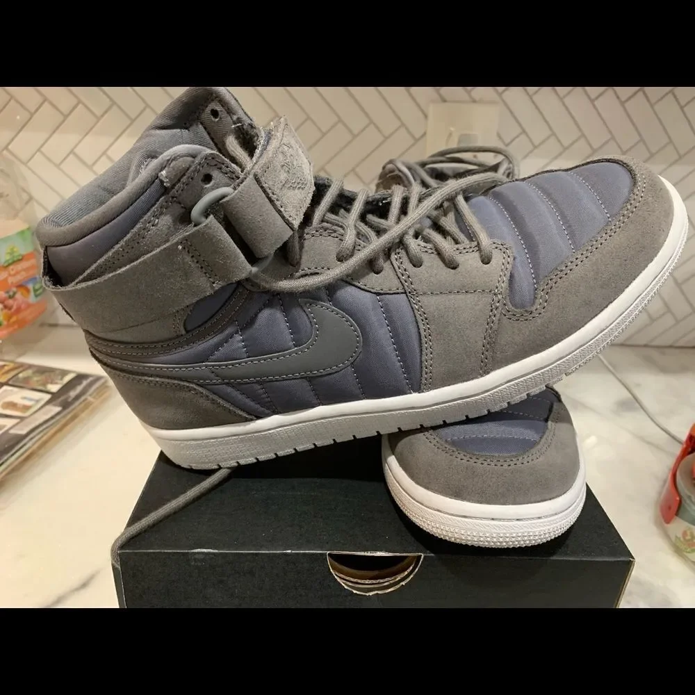 NEW Nike Air Jordan 1 High Strap Dark Grey Men’s Size 8.5 342132-005